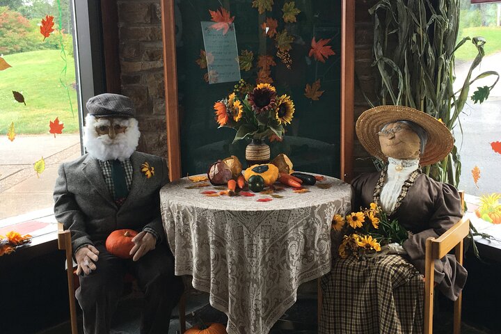 Blackwood Tours: Highland Village, Baddeck, Bell Museum Tour