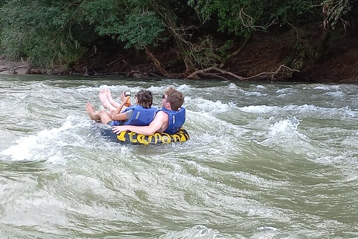 Amazon Jungle & Baños Adventure City: 4 Days of Nature & Wildlife