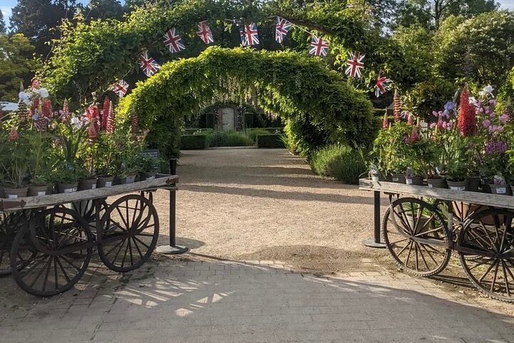 Windsor and Thames Valley Bike Tour