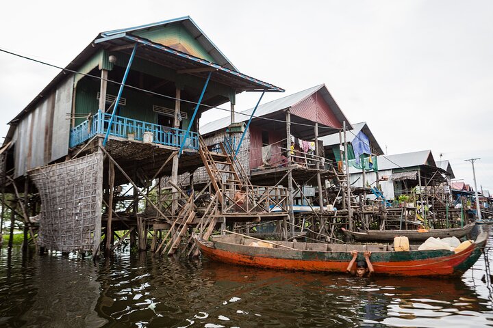 Kompong Phluk Floating Village Half-Day Tour ( Morning / Sunset )