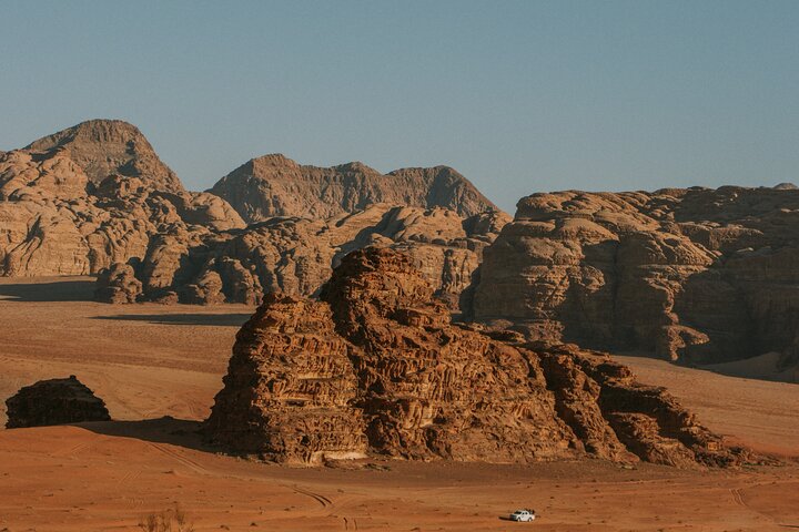 Full day Jeep Tour in Wadi Rum desert