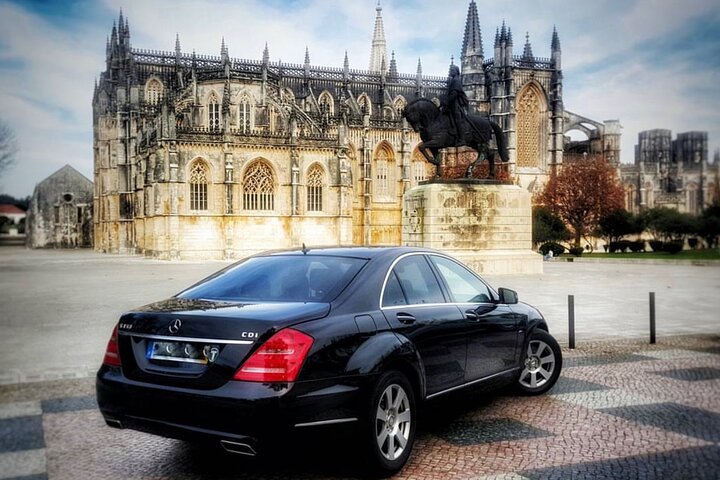 Full-day Private Tour: Fátima Sanctuary, Batalha, Nazaré, Óbidos