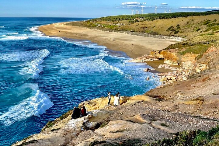 Full-day Private Tour: Fátima Sanctuary, Batalha, Nazaré, Óbidos