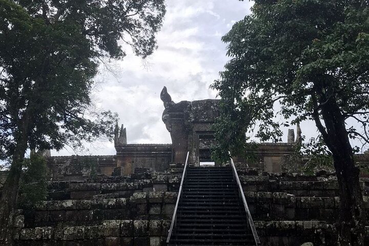 Preah Vihear, Koh Ker & Beng Mealea Tour