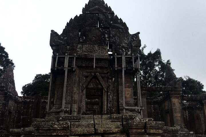 Preah Vihear, Koh Ker & Beng Mealea Tour