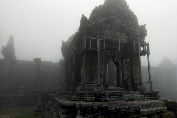 Preah Vihear, Koh Ker & Beng Mealea Tour