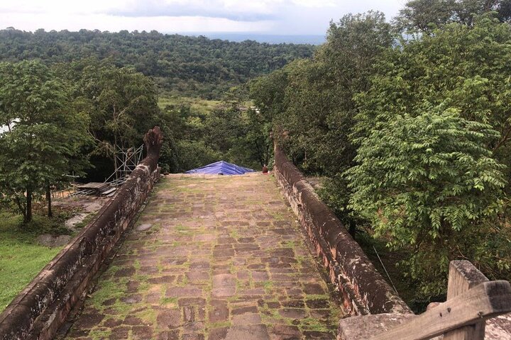 Preah Vihear, Koh Ker & Beng Mealea Tour