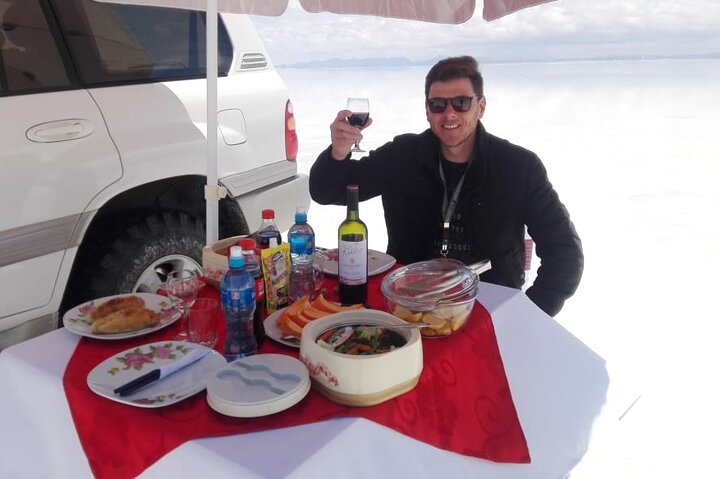 Full Day Private Tour to Salar de Uyuni
