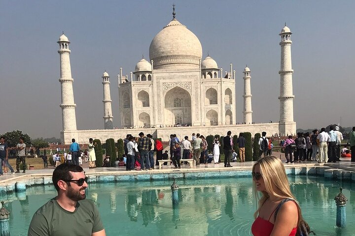 Private Guided Taj Mahal Tour with Skip The Line Entry Ticket