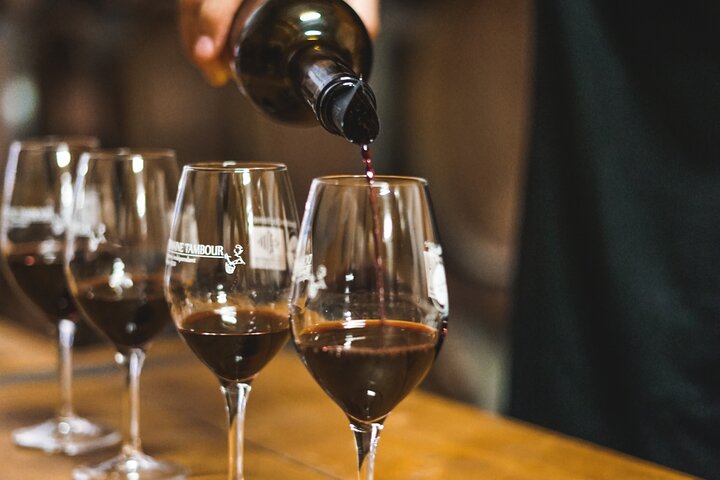 Ambushes and wine tasting