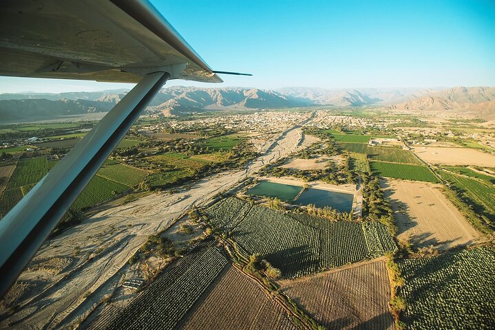 Flight to the Nazca Lines with transfer from Ica
