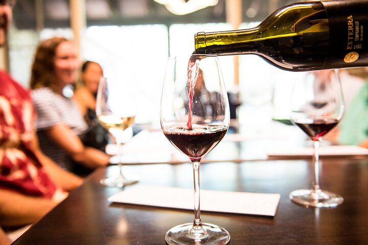 From Austin: Hill Country BBQ & Wine Shuttle