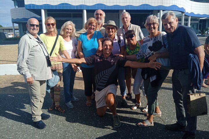 Private, via beaches, Kiwi farm to Rotorua 8 lakes & Geothermal