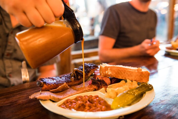 From Austin: Hill Country BBQ & Wine Shuttle