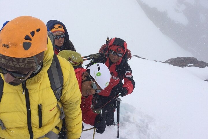 Tour Climbing Nevado Mateo | Your First 5,150 m Summit | 12 Hours