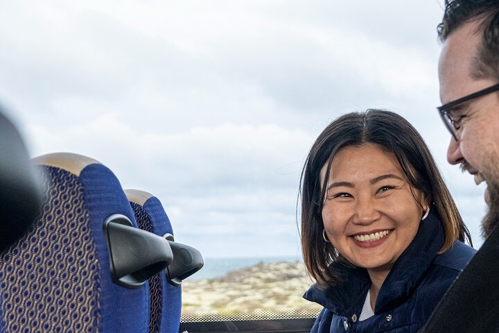 Airport Transfer: Keflavik Airport to Reykjavik Center in Iceland
