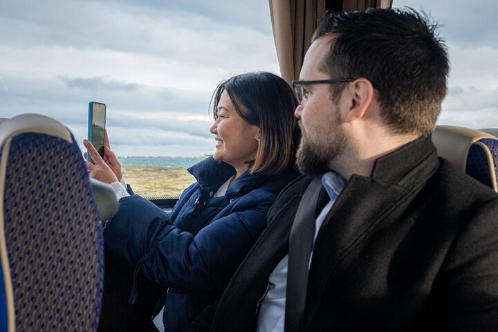 Airport Transfer: Keflavik Airport to Reykjavik Center in Iceland