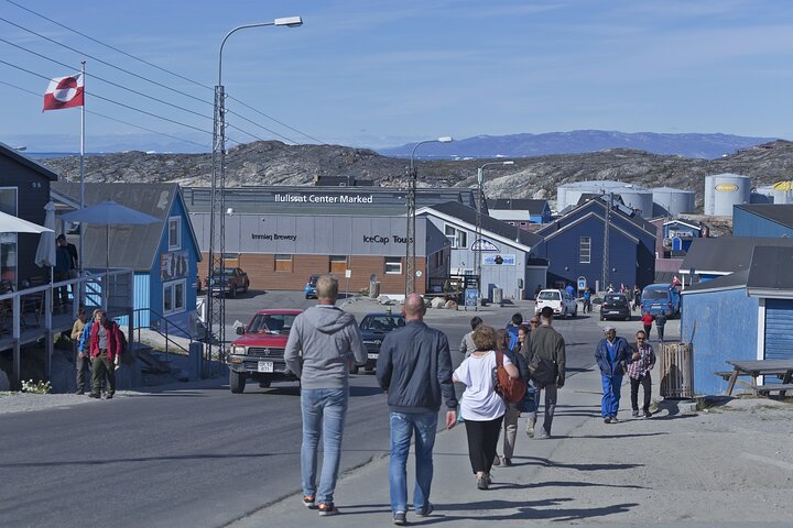 Discover Gems of Ilulissat: A Private Walking Tour
