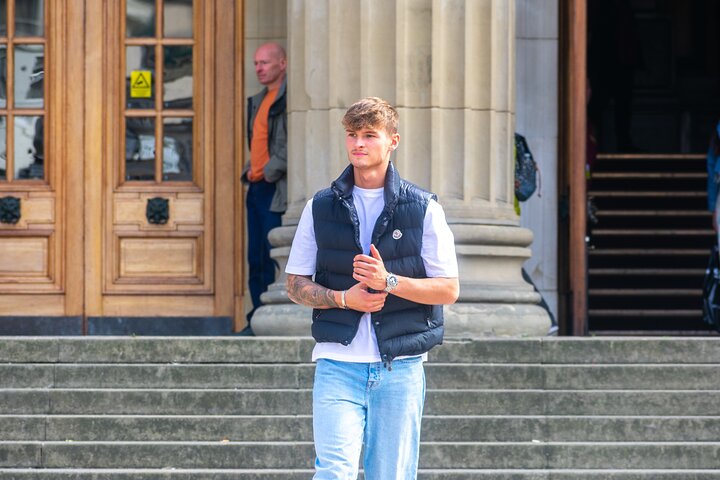 Original Dundee Photoshoot Tour