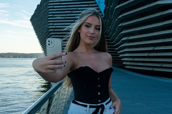 Original Dundee Photoshoot Tour