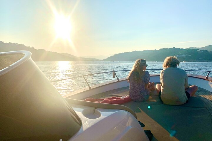 Elba Island - Aperitif on the boat at sunset - private