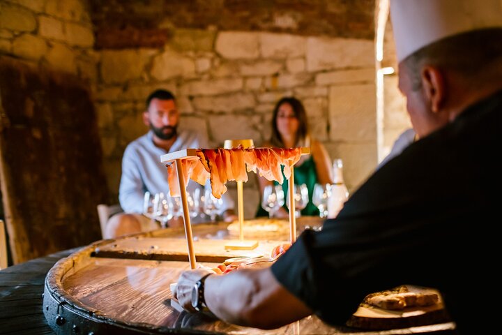 Wine and Food Experience in the Austrian Fort in Pastrengo