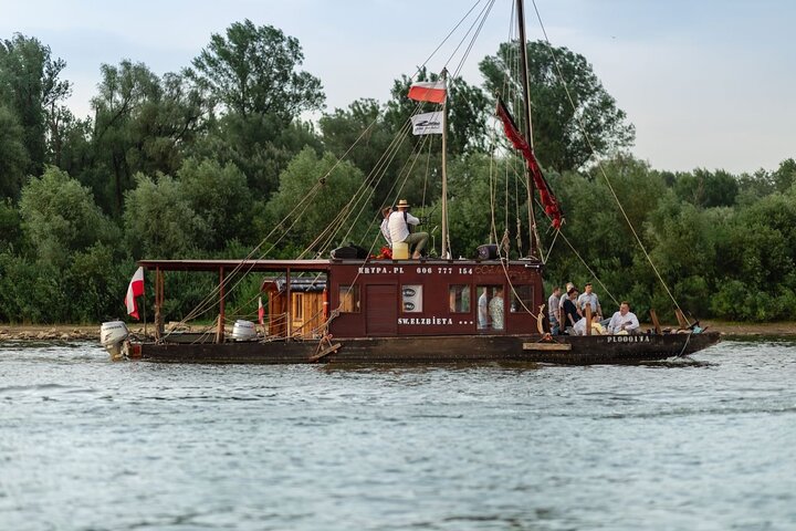 Discover Vistula River in Warsaw