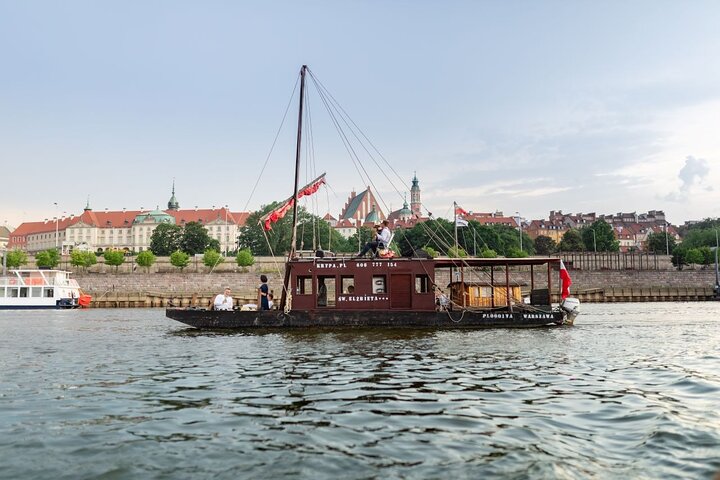 Discover Vistula River in Warsaw