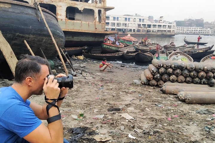 Dhaka Street & Culture Photography – Private Full-Day Tour