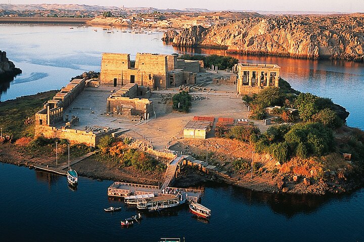 4 Days Nile Cruise from Aswan to Luxor including Abu Simbel and Hot Air Balloon