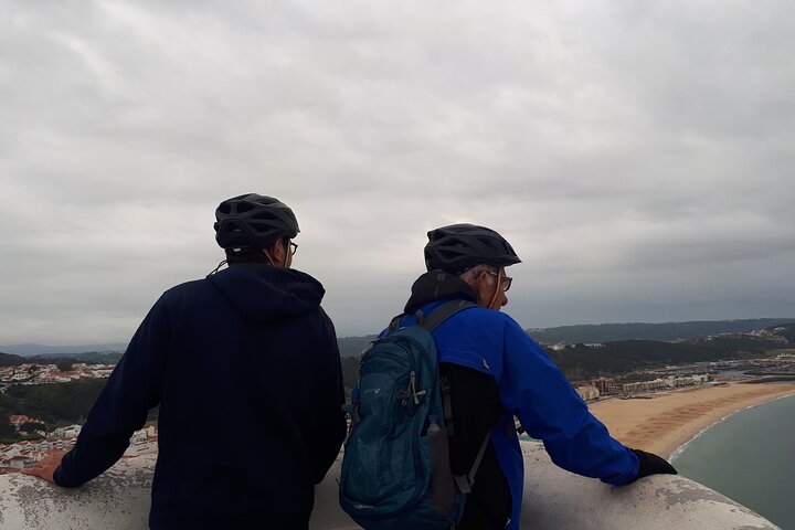 Nazaré E-Bike Tour-Traditions & Giant Waves