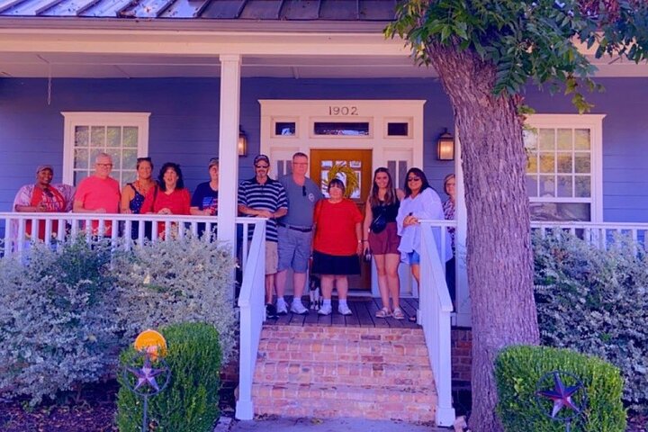 Waco History, Hidden Gems & Fixer Upper Homes Tour