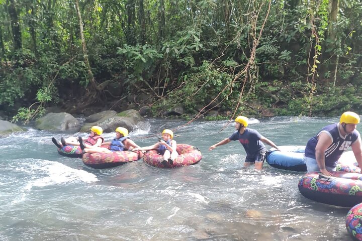 RIO CELESTE RIVER: Tubing+Rainforest+Wildlife+Waterfall+Active Volcano (PRIVATE)