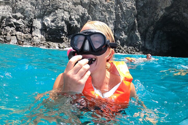 Kayaking + snorkeling with turtles