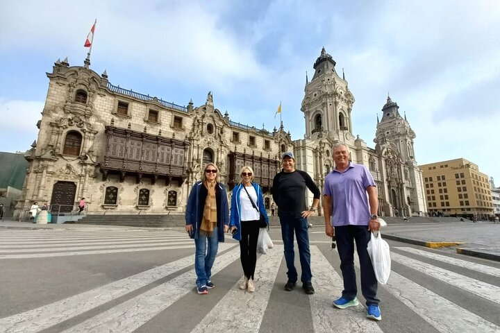 The Complete Lima Experience: History, Culture & Flavors