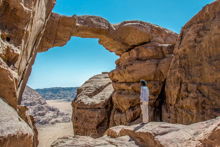 Full day Jeep Tour in Wadi Rum desert