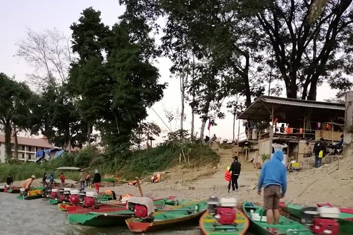 1-Day Tour to Vang Vieng with Private Guide