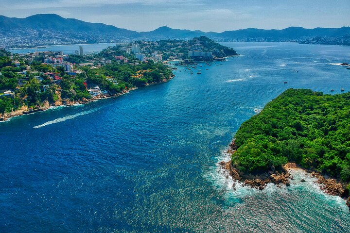 Roqueta Island: Hike, Snorkel & Beach Escape