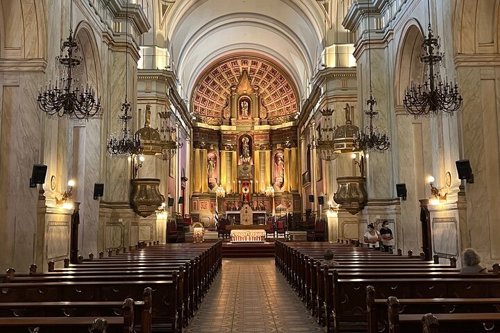 Tailor-made Montevideo: Private City Tour with a Local