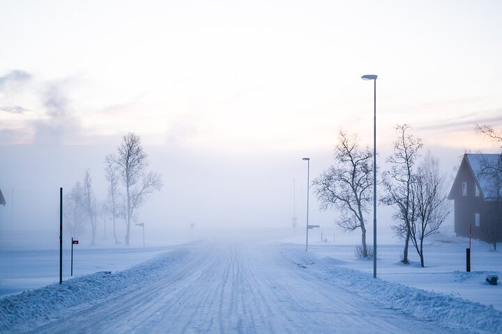 Kiruna City Tour. Guided Sightseeing Minivan Tour.