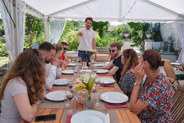 Champagne Tasting Class and Lunch near Epernay