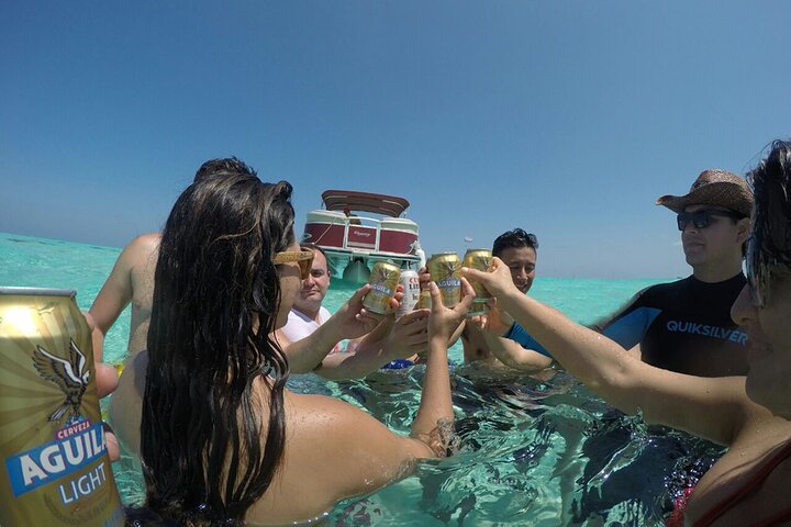 Private Pontoon Day by the Aquarium and San Andres Bay