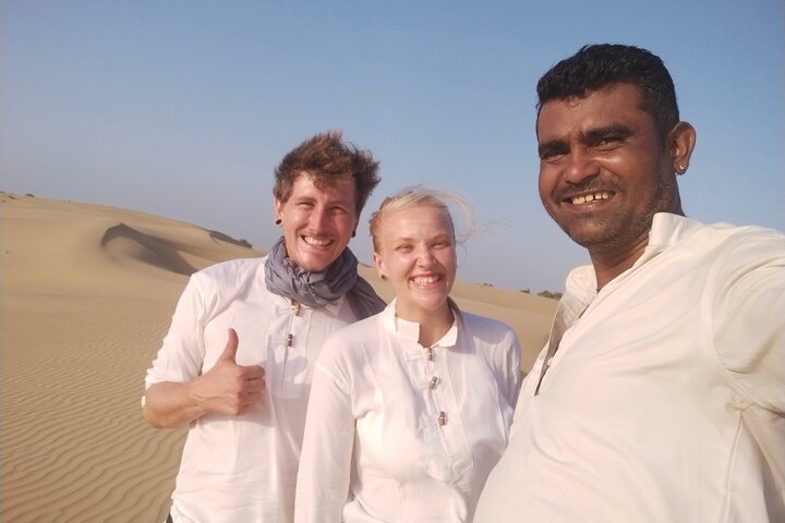 Non-touristic overnight camel safari