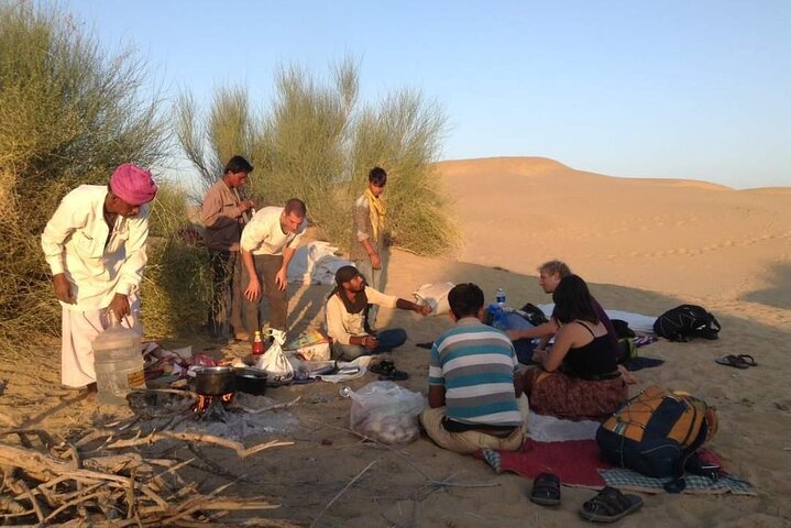 Non-touristic overnight camel safari