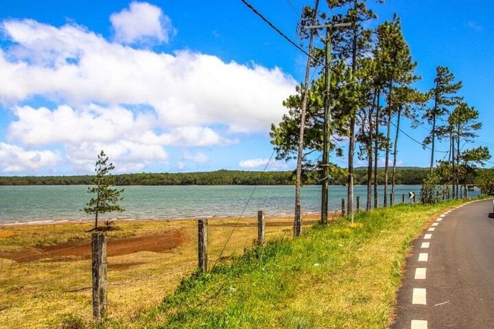 South-West of Mauritius Private Full-Day Scenic Tour with Lunch
