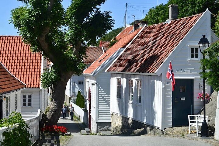 Highlights of the Region -City/Skudenes/Avaldsnes Guided Bustour