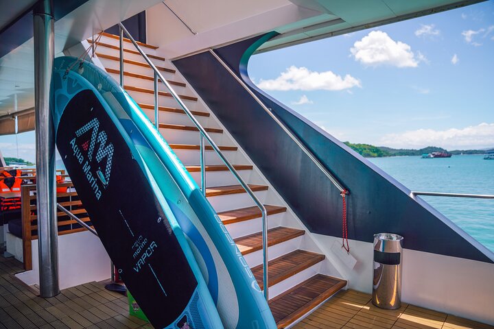 Luxury Boat to James Bond Islands with Lunch and Sunset Dinner