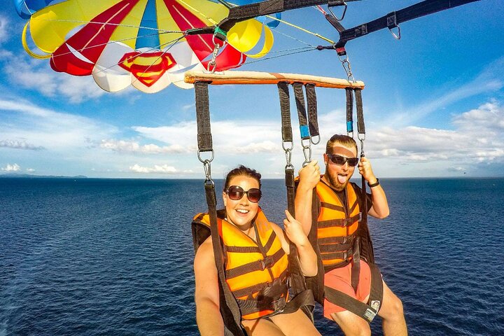 Boracay Parasailing Experience