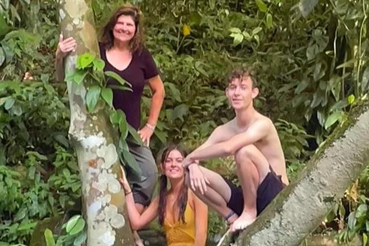 Birdwatching, Waterfall, Rainforest and Island Nature Tours