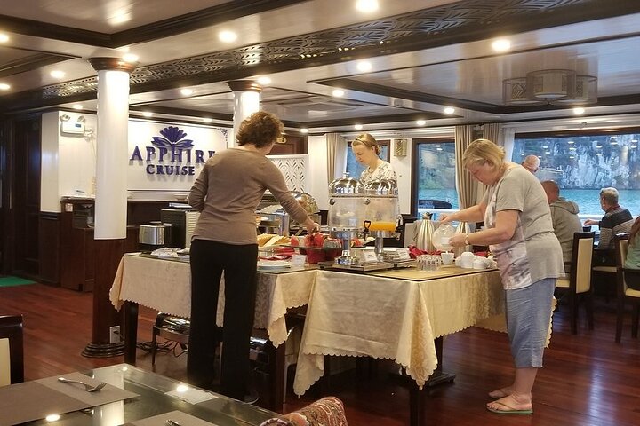 Sapphire Cruise Luxury Halong Bay Cruise Seaview Balcony Cabin
